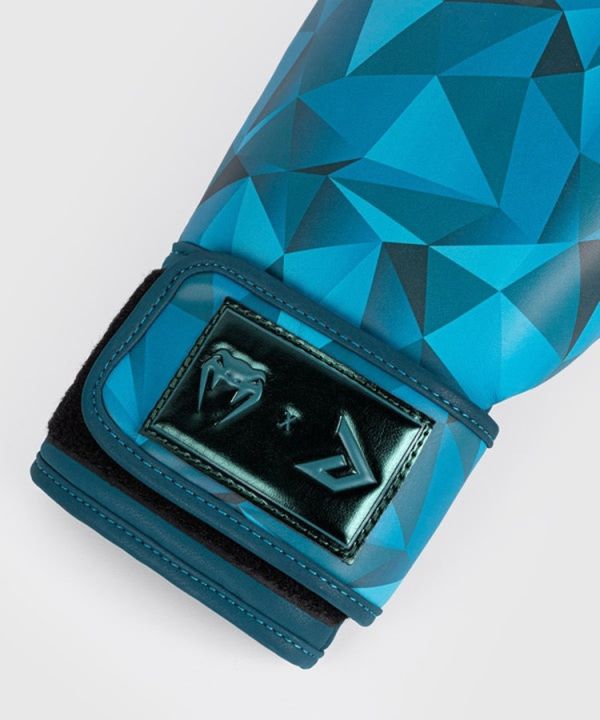 【TMMA】 VENUM x Demi 聯名拳套 合成皮 拳套 拳擊 泰拳 - 藍 - 05282-004 #拳套 #拳擊手套 #TMMA #台北格鬥運動館 #格鬥裝備 #格鬥用品 #拳擊 #拳擊有氧 #踢拳 #踢拳擊 #泰拳 #散打 #MMA #格鬥 #沙包拳套 #練習拳套 #比賽拳套 #初階拳套 #入門拳套 #專業拳套  #VENUM