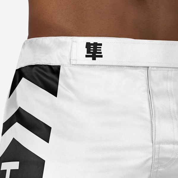 【TMMA】HAYABUSA  ICON 專業格鬥短褲 -  白 - ICFS-WH #泰褲 #道褲 #格鬥裝備 #TMMA #台北格鬥運動館 #格鬥用品 #拳擊 #拳擊有氧 #踢拳 #踢拳擊 #泰拳 #散打 #MMA #格鬥 #格鬥周邊 #泰拳褲 #格鬥褲 #運動褲 #格鬥短褲 #短褲 #MMA褲 #HAYABUSA