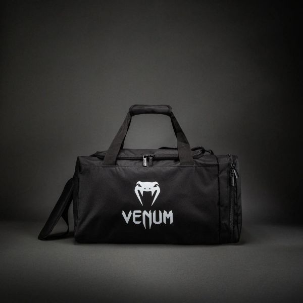 【TMMA】VENUM Essential運動 護具 包 26L - 黑 - 05982-001 #拳套 #拳擊手套 #格鬥裝備 #格鬥用品 #拳擊 #拳擊有氧 #踢拳 #踢拳擊 #泰拳 #散打 #MMA #格鬥 #沙包拳套 #沙包 #練習拳套 #練習拳套 #手綁帶