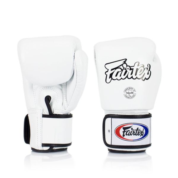 【TMMA】FAIRTEX 經典款真皮拳套 拳套 拳擊 泰拳 MMA - 白 - BGV1 #拳套 #拳擊手套 #TMMA #台北格鬥運動館 #格鬥裝備 #格鬥用品 #拳擊 #拳擊有氧 #踢拳 #踢拳擊 #泰拳 #散打 #MMA #格鬥 #沙包拳套 #練習拳套 #比賽拳套 #初階拳套 #入門拳套 #專業拳套  #FAIRTEX