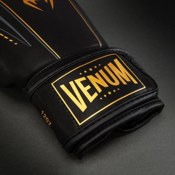 【TMMA】VENUM Streamline 拳套 拳擊 泰拳 MMA  - 黑/金 - 06304-126 #拳套 #拳擊手套 #格鬥裝備 #格鬥用品 #拳擊 #拳擊有氧 #踢拳 #踢拳擊 #泰拳 #散打 #MMA #格鬥 #沙包拳套 #沙包 #練習拳套 #練習拳套 #手綁帶