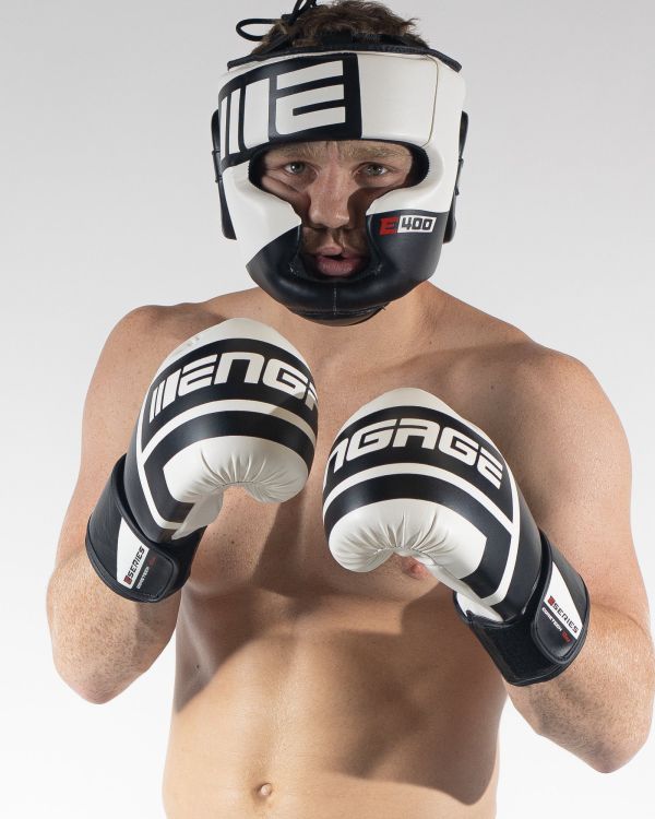 【TMMA】ENGAGE E系列 合成皮拳套 拳套 拳擊 泰拳 MMA - 白 - ESS-BG-BWR #拳套 #拳擊手套 #TMMA #台北格鬥運動館 #格鬥裝備 #格鬥用品 #拳擊 #拳擊有氧 #踢拳 #踢拳擊 #泰拳 #散打 #MMA #格鬥 #沙包拳套 #練習拳套 #比賽拳套 #初階拳套 #入門拳套 #專業拳套  #ENGAGE