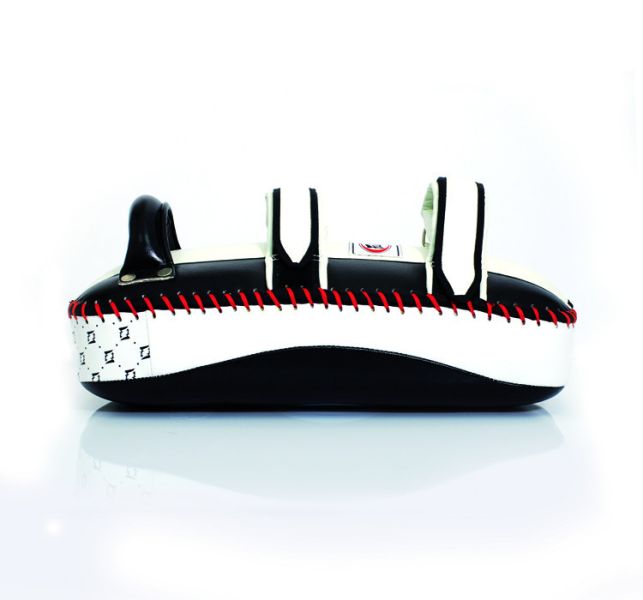 【TMMA】FAIRTEX 拳腳靶 - 黑/白 - KPLC-2 #拳套 #拳擊手套 #格鬥裝備 #格鬥用品 #拳擊 #拳擊有氧 #踢拳 #踢拳擊 #泰拳 #散打 #MMA #格鬥 #沙包拳套 #沙包 #練習拳套 #練習拳套 #手綁帶