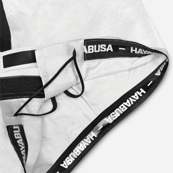 【TMMA】HAYABUSA Hexagon 專業格鬥短褲-白-FS02-W #泰褲 #道褲 #格鬥裝備 #TMMA #台北格鬥運動館 #格鬥用品 #拳擊 #拳擊有氧 #踢拳 #踢拳擊 #泰拳 #散打 #MMA #格鬥 #格鬥周邊 #泰拳褲 #格鬥褲 #運動褲 #格鬥短褲 #短褲 #MMA褲 #HAYABUSA
