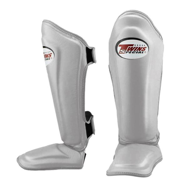 【TMMA】TWINS 經典素色 泰拳 踢拳 散打 真皮 護腳脛 - 銀 - SGL10 #護腳脛 #腳脛 #棉織腳脛 #棉織護腳脛 #格鬥裝備 #TMMA #台北格鬥運動館 #格鬥用品 #拳擊 #拳擊有氧 #踢拳 #踢拳擊 #泰拳 #散打 #MMA #格鬥 #比賽護腳脛 #比賽腳脛 #比賽棉織腳脛 #入門腳脛 #入門護腳脛 #初階護腳脛 #初階腳脛 #TWINS