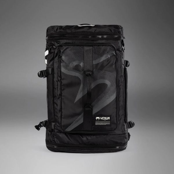 【TMMA】Venum Shockwave  Convertible 系列裝備側揹/後揹包-黑-05960-001 #拳套 #拳擊手套 #格鬥裝備 #格鬥用品 #拳擊 #拳擊有氧 #踢拳 #踢拳擊 #泰拳 #散打 #MMA #格鬥 #沙包拳套 #沙包 #練習拳套 #練習拳套 #手綁帶