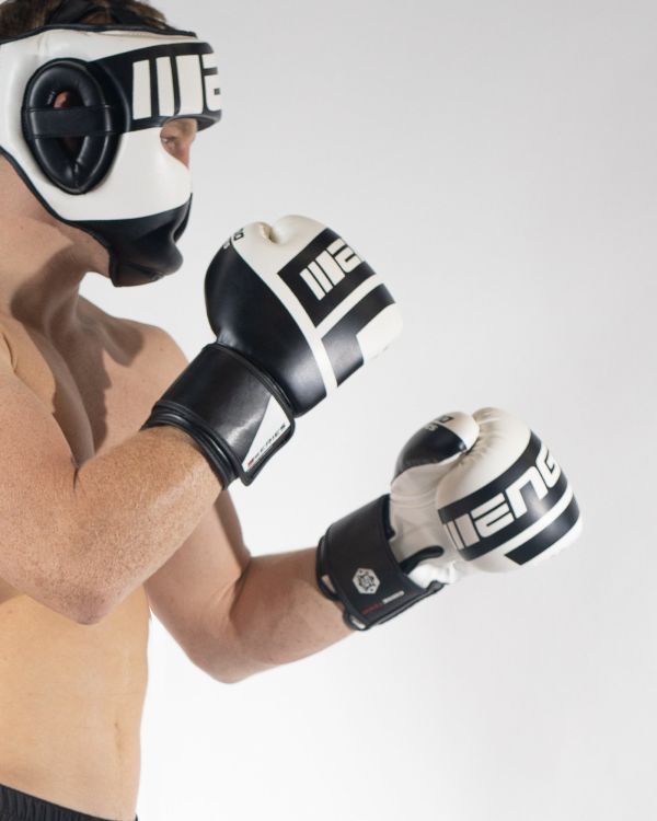 【TMMA】ENGAGE E系列 合成皮拳套 拳套 拳擊 泰拳 MMA - 白 - ESS-BG-BWR #拳套 #拳擊手套 #TMMA #台北格鬥運動館 #格鬥裝備 #格鬥用品 #拳擊 #拳擊有氧 #踢拳 #踢拳擊 #泰拳 #散打 #MMA #格鬥 #沙包拳套 #練習拳套 #比賽拳套 #初階拳套 #入門拳套 #專業拳套  #ENGAGE