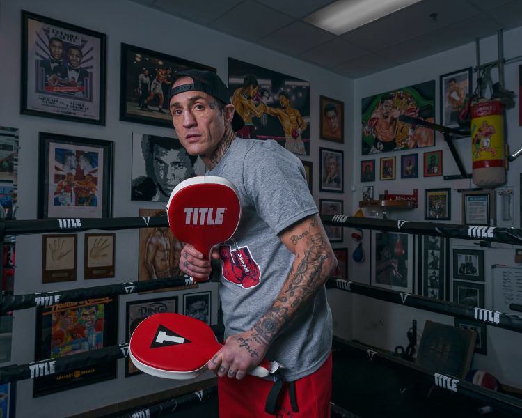 【TMMA】TITLE 訓練拍靶 拳擊 泰拳 踢拳擊-紅-PTAPV2 RD #拳套 #拳擊手套 #格鬥裝備 #格鬥用品 #拳擊 #拳擊有氧 #踢拳 #踢拳擊 #泰拳 #散打 #MMA #格鬥 #沙包拳套 #沙包 #練習拳套 #練習拳套 #手綁帶