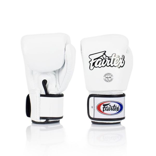 【TMMA】FAIRTEX 經典款真皮拳套 拳套 拳擊 泰拳 MMA - 白 - BGV1 #拳套 #拳擊手套 #TMMA #台北格鬥運動館 #格鬥裝備 #格鬥用品 #拳擊 #拳擊有氧 #踢拳 #踢拳擊 #泰拳 #散打 #MMA #格鬥 #沙包拳套 #練習拳套 #比賽拳套 #初階拳套 #入門拳套 #專業拳套  #FAIRTEX