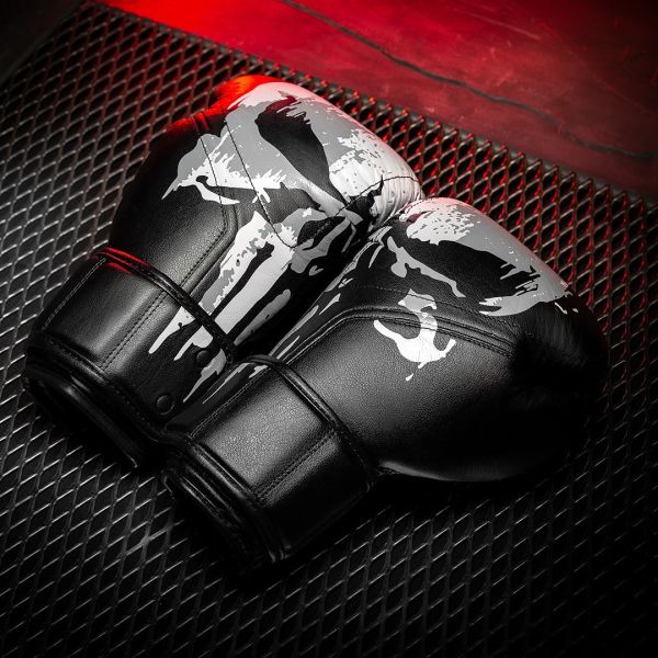 【TMMA】HAYABUSA 漫威英雄系列 拳套 拳擊 泰拳 MMA - 制裁者 - MBG-TP-12 #拳套 #拳擊手套 #TMMA #台北格鬥運動館 #格鬥裝備 #格鬥用品 #拳擊 #拳擊有氧 #踢拳 #踢拳擊 #泰拳 #散打 #MMA #格鬥 #沙包拳套 #練習拳套 #比賽拳套 #初階拳套 #入門拳套 #專業拳套 #HAYABUSA