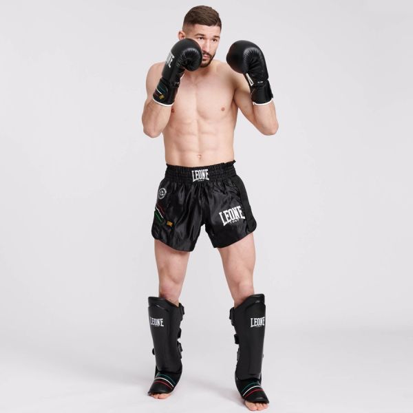 【TMMA】 LEONE 國旗 系列 超纖 合成皮 魔鬼氈 訓練 拳擊 拳套 - 黑 - GN212 #拳套 #拳擊手套 #TMMA #台北格鬥運動館 #格鬥裝備 #格鬥用品 #拳擊 #拳擊有氧 #踢拳 #踢拳擊 #泰拳 #散打 #MMA #格鬥 #沙包拳套 #練習拳套 #比賽拳套 #初階拳套 #入門拳套 #專業拳套  #LEONE