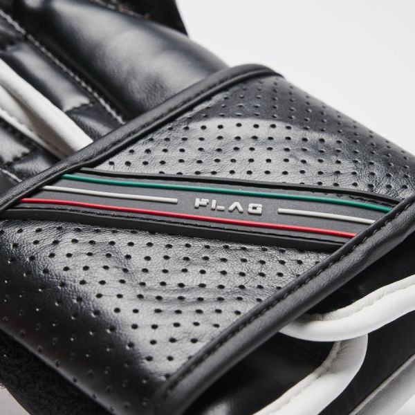 【TMMA】 LEONE 國旗 系列 超纖 合成皮 魔鬼氈 訓練 拳擊 拳套 - 黑 - GN212 #拳套 #拳擊手套 #TMMA #台北格鬥運動館 #格鬥裝備 #格鬥用品 #拳擊 #拳擊有氧 #踢拳 #踢拳擊 #泰拳 #散打 #MMA #格鬥 #沙包拳套 #練習拳套 #比賽拳套 #初階拳套 #入門拳套 #專業拳套  #LEONE