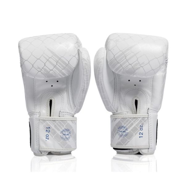 【TMMA】FAIRTEX X BEAST 限量聯名 合成皮 拳套 拳擊 泰拳-白-BGV-BIM #拳套 #拳擊手套 #TMMA #台北格鬥運動館 #格鬥裝備 #格鬥用品 #拳擊 #拳擊有氧 #踢拳 #踢拳擊 #泰拳 #散打 #MMA #格鬥 #沙包拳套 #練習拳套 #比賽拳套 #初階拳套 #入門拳套 #專業拳套  #FAIRTEX