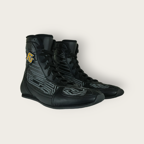 【TMMA】FUEGO FUTURO MODEL 系列 中高筒 輕量 合成皮 拳擊鞋-黑/灰/黑－FUE BOS #拳擊鞋 #格鬥裝備 #TMMA #台北格鬥運動館 #格鬥用品 #拳擊 #拳擊有氧 #踢拳 #踢拳擊 #泰拳 #散打 #MMA #格鬥 #比賽拳擊鞋 #入門拳擊鞋 #初階拳擊鞋 #FUEGO
