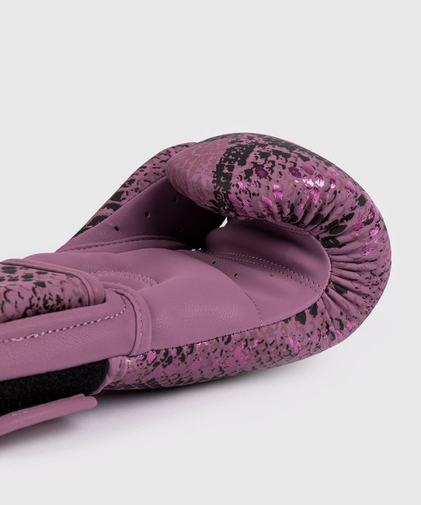 【TMMA】 Venum Amazonia系列 拳擊 泰拳 合成皮 拳套 - 紫 - 05070-008 #拳套 #拳擊手套 #TMMA #台北格鬥運動館 #格鬥裝備 #格鬥用品 #拳擊 #拳擊有氧 #踢拳 #踢拳擊 #泰拳 #散打 #MMA #格鬥 #沙包拳套 #練習拳套 #比賽拳套 #初階拳套 #入門拳套 #專業拳套  #VENUM