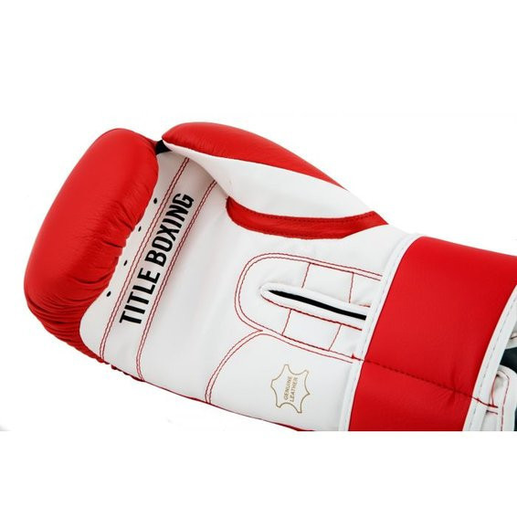 【TMMA】TITLE 經典系列 真皮拳套 拳套 拳擊 泰拳 MMA - 紅/白 - TVVTG3 #拳套 #拳擊手套 #TMMA #台北格鬥運動館 #格鬥裝備 #格鬥用品 #拳擊 #拳擊有氧 #踢拳 #踢拳擊 #泰拳 #散打 #MMA #格鬥 #沙包拳套 #練習拳套 #比賽拳套 #初階拳套 #入門拳套 #專業拳套 #TITLE