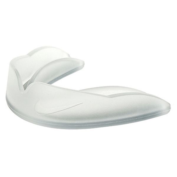 【TMMA 】NIKE 拳擊 泰拳 散打 跆拳道 運動護齒套-  透明 - N1000921001OS #訓練護齒 #訓練牙墊 #格鬥裝備 #TMMA #台北格鬥運動館 #格鬥用品 #拳擊 #拳擊有氧 #踢拳 #踢拳擊 #泰拳 #散打 #MMA #格鬥 #初階訓練護齒 #初階訓練牙墊 #入門訓練護齒 #入門訓練牙墊 #比賽護齒 #比賽牙墊 #護齒 #牙墊 #護齒盒 #牙墊盒 #牙套 #入門訓練牙套 #比賽牙套 #訓練牙套 #NIKE