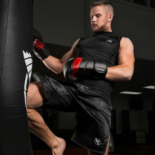 【TMMA】HAYABUSA Hexagon 專業格鬥短褲-黑-FS02-B #泰褲 #道褲 #格鬥裝備 #TMMA #台北格鬥運動館 #格鬥用品 #拳擊 #拳擊有氧 #踢拳 #踢拳擊 #泰拳 #散打 #MMA #格鬥 #格鬥周邊 #泰拳褲 #格鬥褲 #運動褲 #格鬥短褲 #短褲 #MMA褲 #HAYABUSA