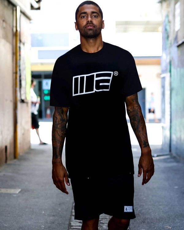 【TMMA】ENGAGE CORE 棉質短袖T恤 - 黑 - COR-TS-BLK #格鬥服飾 #格鬥裝備 #TMMA #台北格鬥運動館 #格鬥用品 #拳擊 #拳擊有氧 #踢拳 #踢拳擊 #泰拳 #散打 #MMA #格鬥 #格鬥周邊 #排汗衣 #機能衣 #休閒服 #帽T #T恤 #運動服 #運動背心 #運動外套 #風衣 #防風外套 #ENGAGE