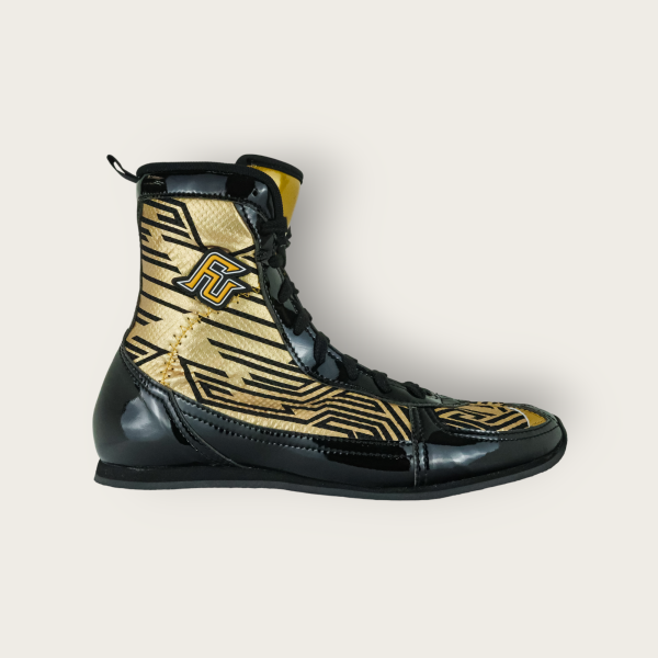 【TMMA】FUEGO FUTURO MODEL 系列 中高筒 輕量 合成皮 拳擊鞋-金/黑/黑－FUE BOS #拳套 #拳擊手套 #格鬥裝備 #格鬥用品 #拳擊 #拳擊有氧 #踢拳 #踢拳擊 #泰拳 #散打 #MMA #格鬥 #沙包拳套 #沙包 #練習拳套 #練習拳套 #手綁帶