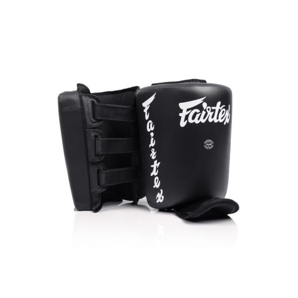 【TMMA】FAIRTEX 卡夫靶 踢腿靶 - 黑 - SP10 #拳套 #拳擊手套 #格鬥裝備 #格鬥用品 #拳擊 #拳擊有氧 #踢拳 #踢拳擊 #泰拳 #散打 #MMA #格鬥 #沙包拳套 #沙包 #練習拳套 #練習拳套 #手綁帶