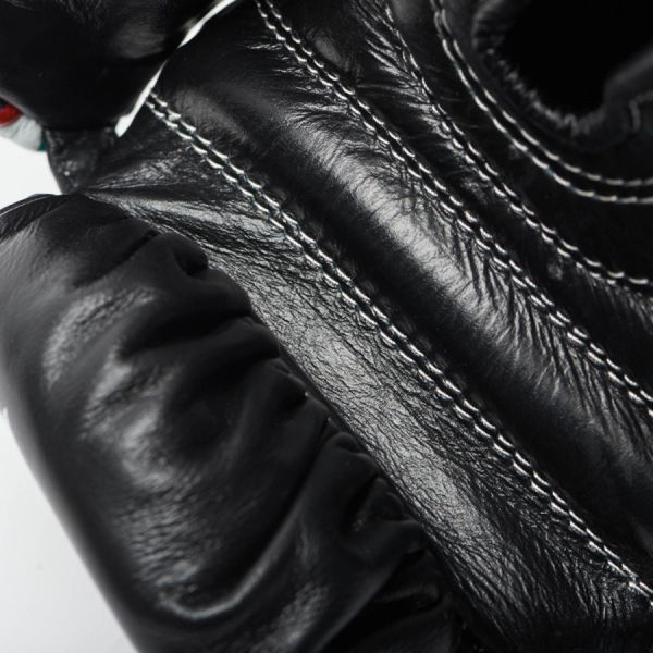 【TMMA】LEONE SHOCK PLUS 職業 真皮 綁繩式 賽用 馬毛 拳擊 拳套 - 黑 - GN102L #拳套 #拳擊手套 #TMMA #台北格鬥運動館 #格鬥裝備 #格鬥用品 #拳擊 #拳擊有氧 #踢拳 #踢拳擊 #泰拳 #散打 #MMA #格鬥 #沙包拳套 #練習拳套 #比賽拳套 #初階拳套 #入門拳套 #專業拳套 #LEONE