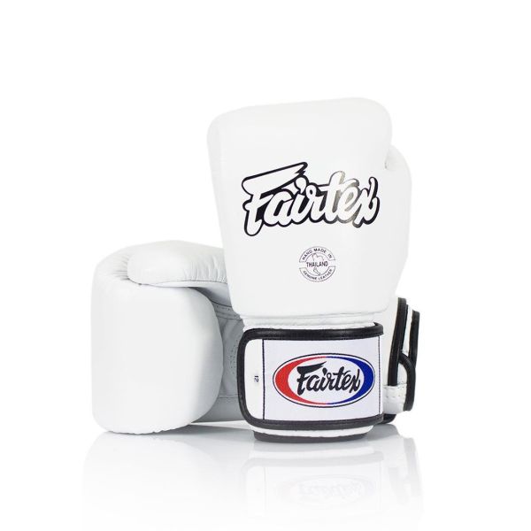 【TMMA】FAIRTEX 經典款真皮拳套 拳套 拳擊 泰拳 MMA - 白 - BGV1 #拳套 #拳擊手套 #TMMA #台北格鬥運動館 #格鬥裝備 #格鬥用品 #拳擊 #拳擊有氧 #踢拳 #踢拳擊 #泰拳 #散打 #MMA #格鬥 #沙包拳套 #練習拳套 #比賽拳套 #初階拳套 #入門拳套 #專業拳套  #FAIRTEX