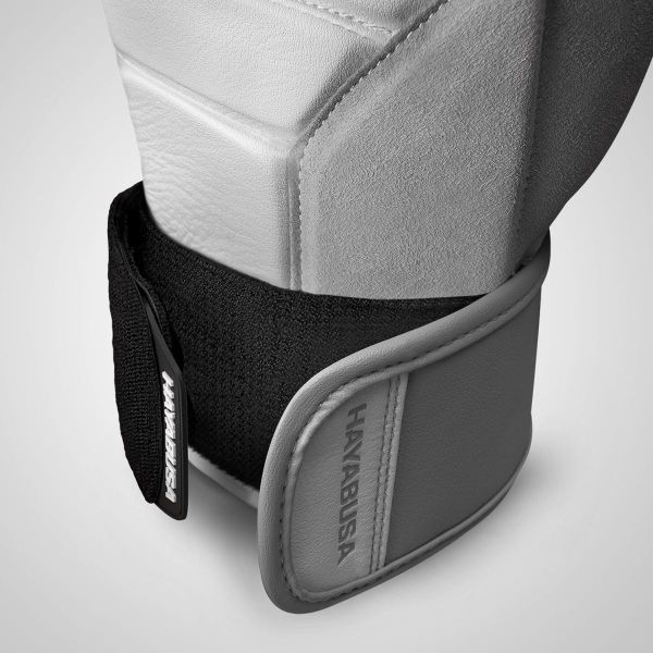 【TMMA】HAYABUSA T3 合成皮拳套 拳套 拳擊 泰拳 MMA - 白/灰 -T312G-WG #拳套 #拳擊手套 #TMMA #台北格鬥運動館 #格鬥裝備 #格鬥用品 #拳擊 #拳擊有氧 #踢拳 #踢拳擊 #泰拳 #散打 #MMA #格鬥 #沙包拳套 #練習拳套 #比賽拳套 #初階拳套 #入門拳套 #專業拳套  #HAYABUSA