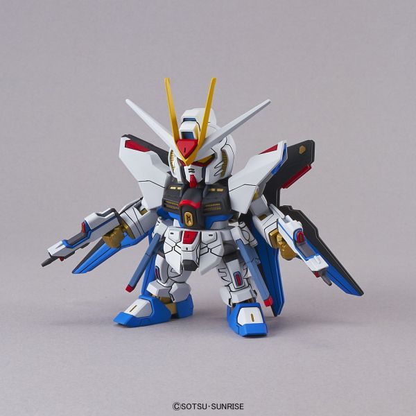 SD鋼彈 EX-STANDARD 006 攻擊自由鋼彈 BANDAI 組裝模型 