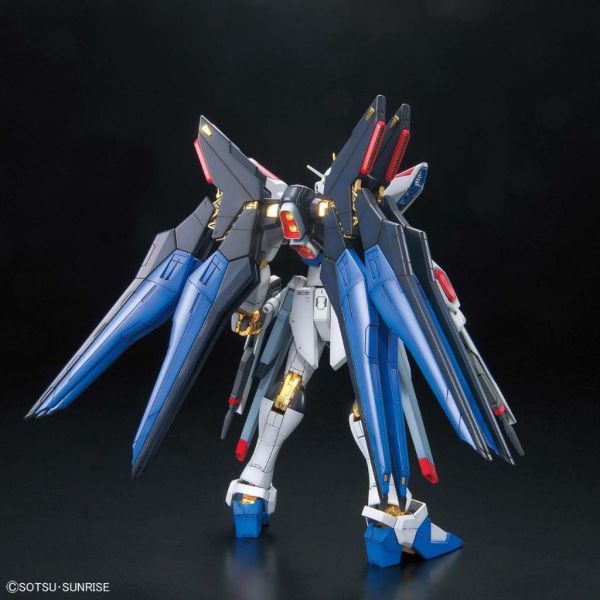 MG 1/100 攻擊自由鋼彈 全砲火展開模式 BANDAI 組裝模型 