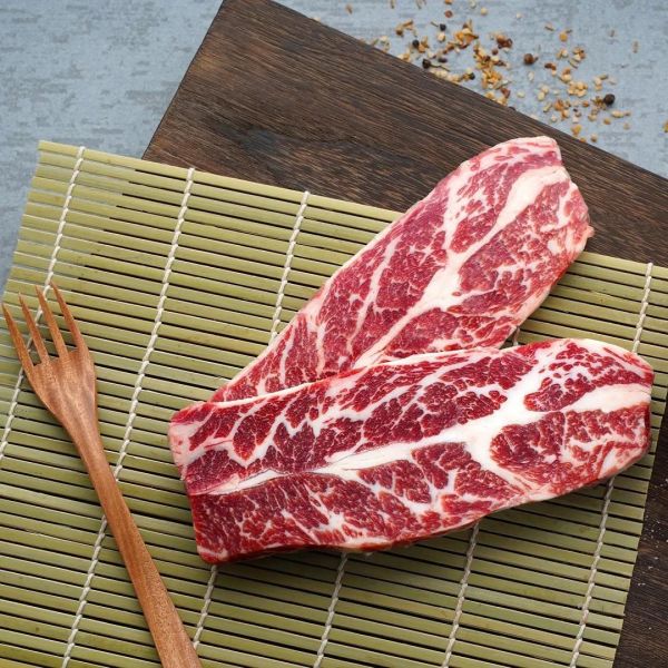 無骨牛小排 