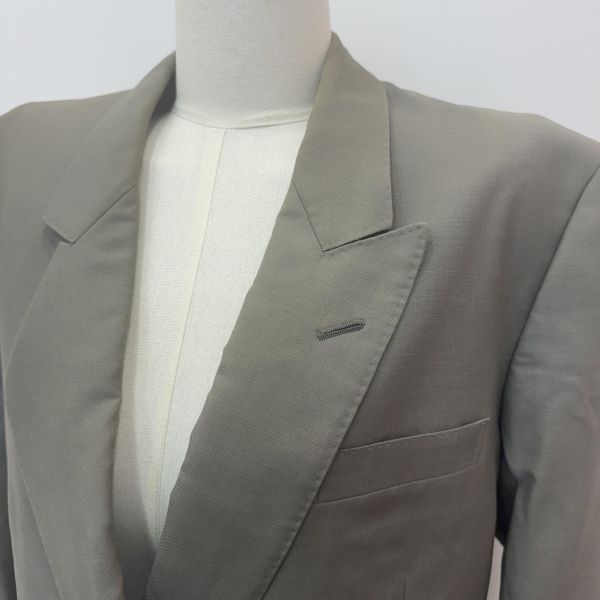 Dior 灰色雙排扣西裝外套 