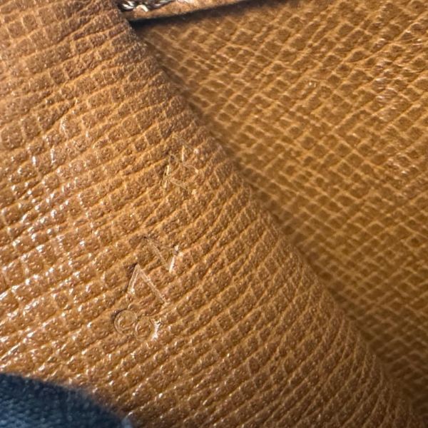 Louis Vuitton 經典老花紅皮手拿包 