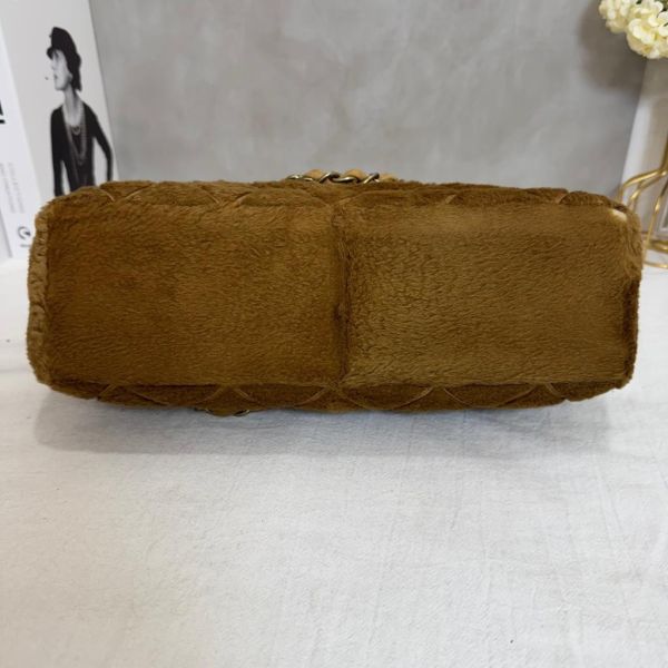 CHANEL 棕色皮草托特包 
