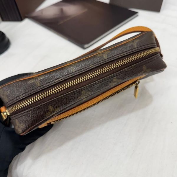 Louis Vuitton 小號開口笑腋下包 