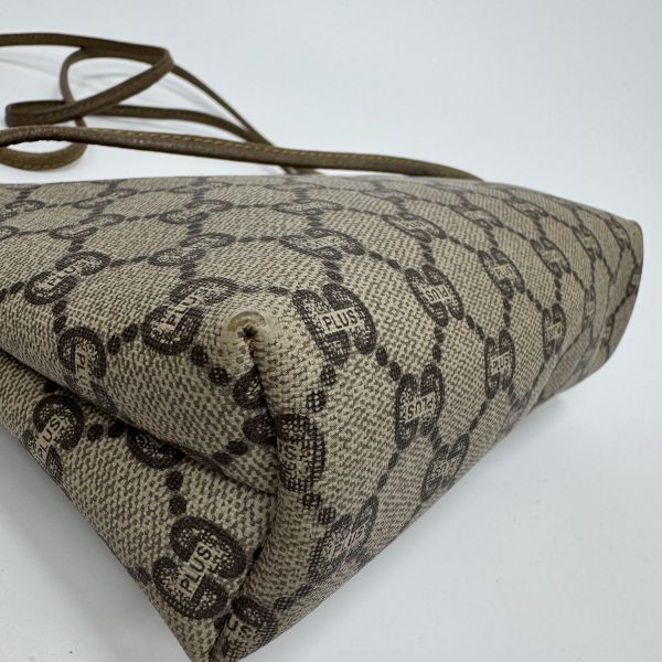 Gucci GG Supreme斜挎包 