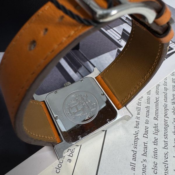 Hermès 橙色腕錶 
