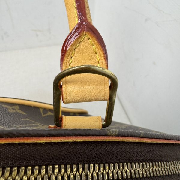 Louis Vuitton 大號老花貝殼包 