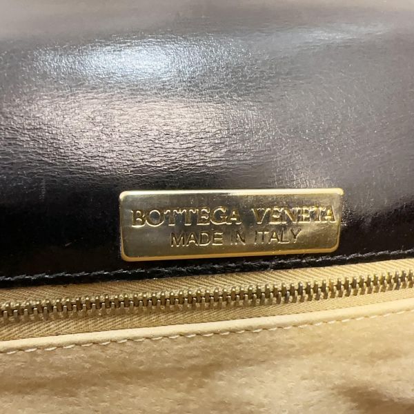 Bottega Veneta 黑色蜥蜴皮晚宴包 
