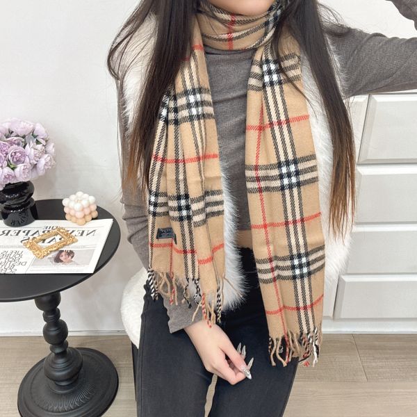 Burberry 圍巾 