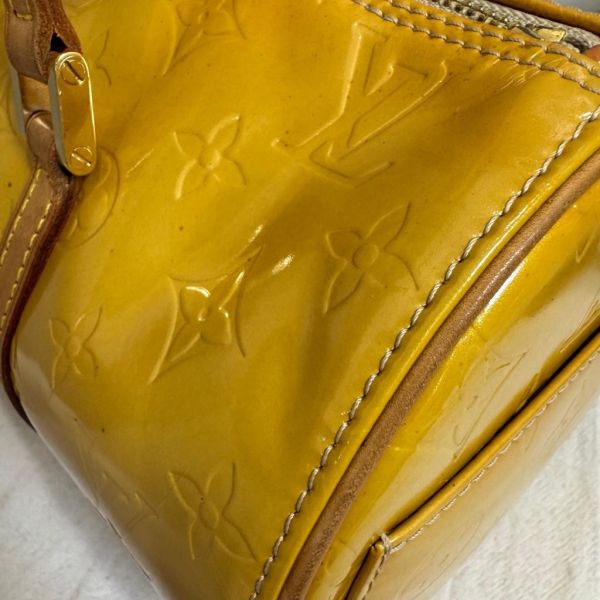 Louis Vuitton 黃色漆皮圓筒包 
