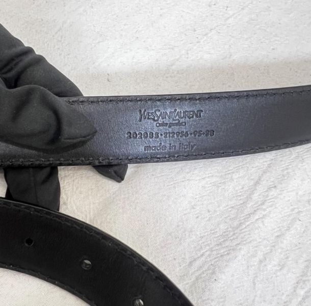 YSL 五角星月桂葉環繞 皮帶 