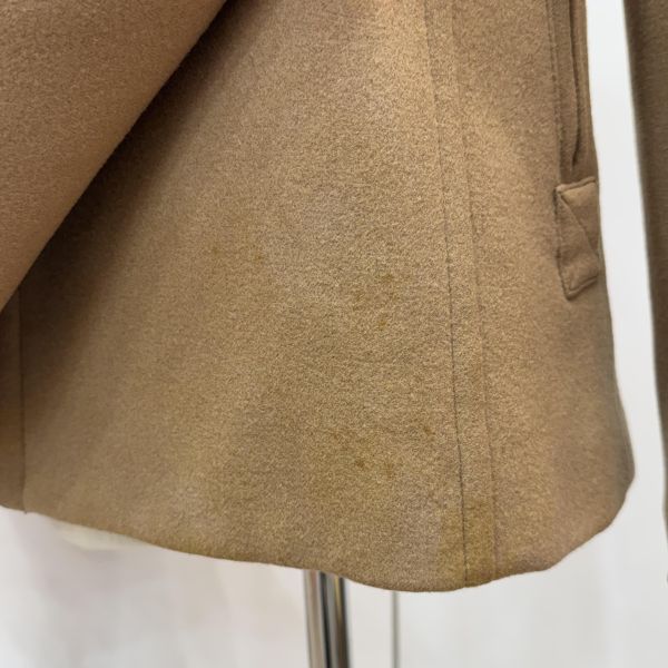 Burberry 駝色雙排扣女士短款大衣 