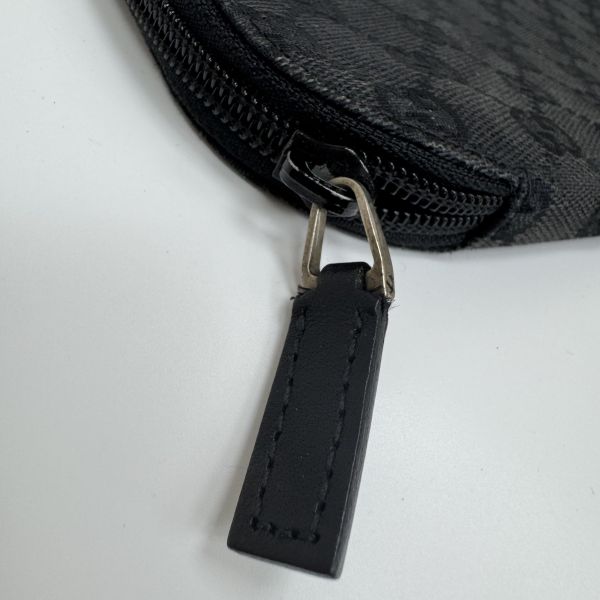 Gucci GG Supreme手拿包 