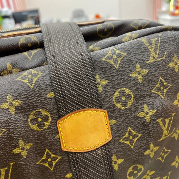 Lv 特大旅行箱 