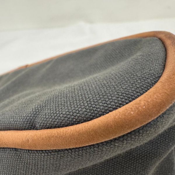 Hermès 帆布化妝品袋 