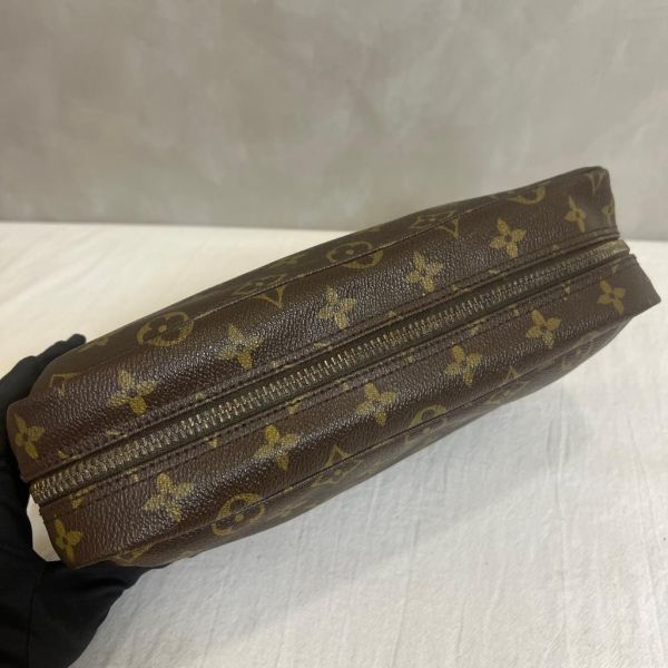 Lv 經典老花款化妝包 