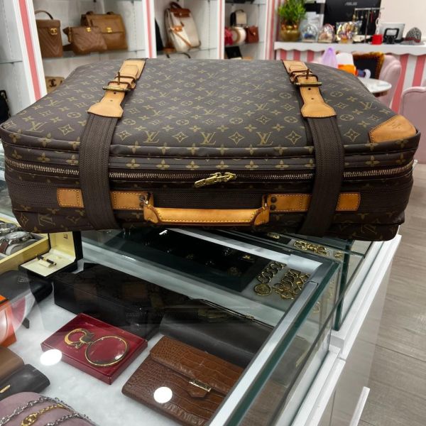 Lv 特大旅行箱 