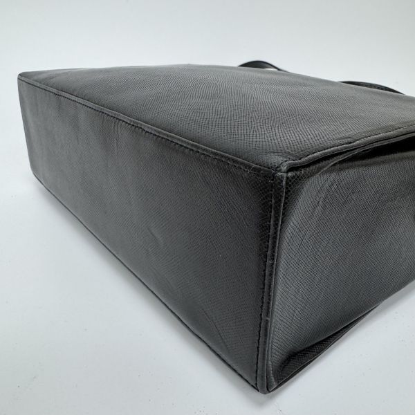 YSL 黑色鱷魚皮 斜挎包 