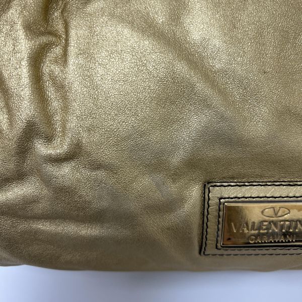 Valentino Nuage Bow 系列金色皮革超大肩背包 